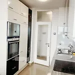 Апартаменты The Sea View