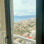Апартаменты The Sea View