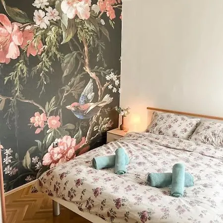 Апартаменты The Sea View *