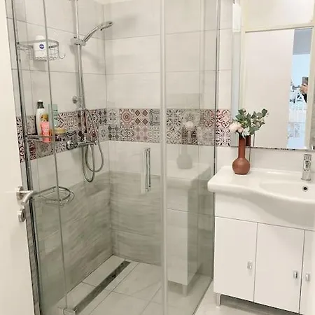 The Sea View Апартаменты